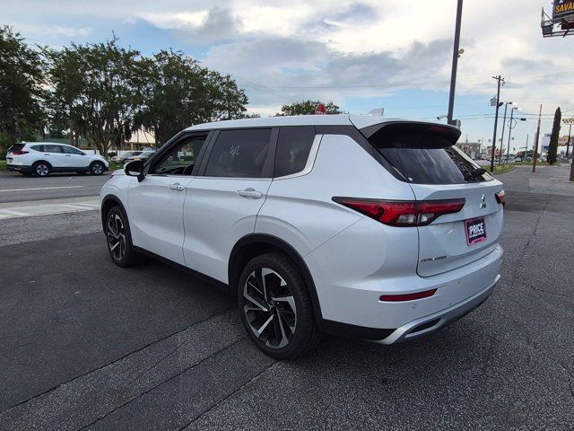 Used 2024 Mitsubishi Outlander SE AWD/4WD image 7