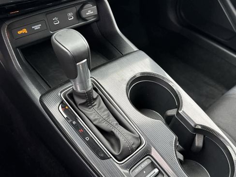 Used 2025 Honda Civic Sport image 29