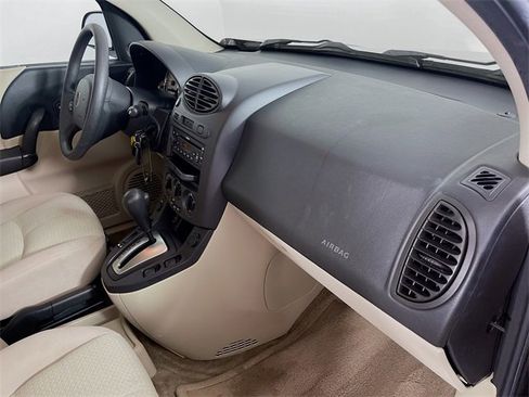 Used 2005 Saturn Vue 2WD w/ Appearance Pkg image 32