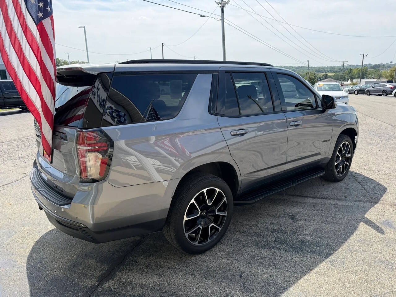 Used 2021 Chevrolet Tahoe RST w/ Luxury Package AWD/4WD image 5