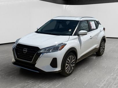 Used 2023 Nissan Kicks SV