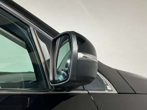 Used 2019 Ford Edge Titanium AWD/4WD image 13