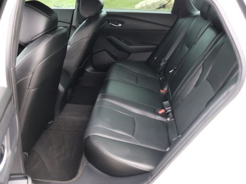 Used 2023 Honda Accord Sport image 9