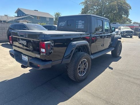 Used 2023 Jeep Gladiator Overland w/ Trailer Tow Package AWD/4WD image 3