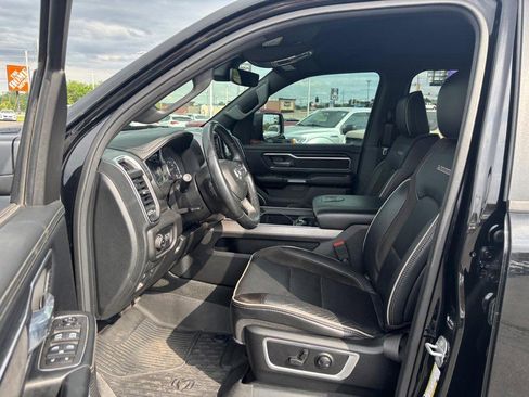 Used 2023 RAM 1500 Laramie AWD/4WD image 9