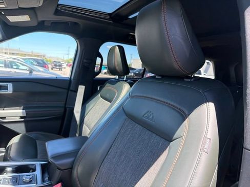 Used 2022 Ford Explorer Timberline AWD/4WD image 10