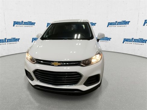 Used 2020 Chevrolet Trax LS w/ Tint and Cruise Package image 4