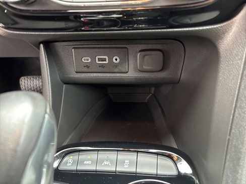 Used 2023 Buick Encore GX Preferred w/ Cold Weather Comfort Package image 31