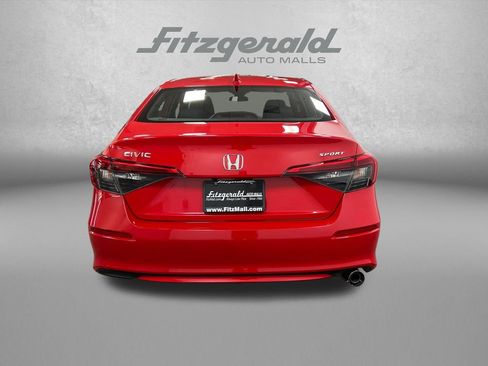 Used 2024 Honda Civic Sport image 4