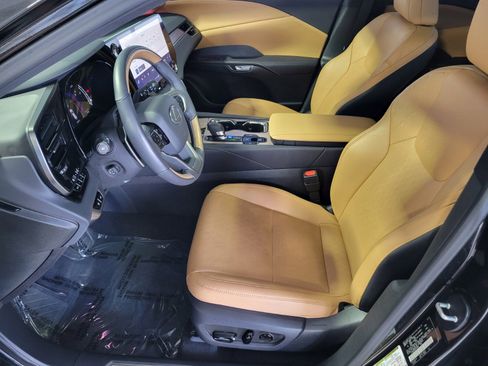 Certified 2024 Lexus RX 350 Premium Plus image 9