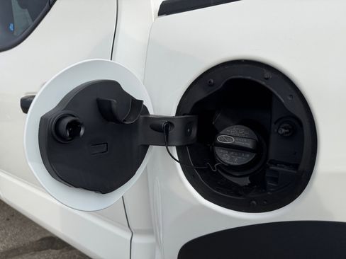 New 2025 Toyota Tacoma TRD Off-Road image 19