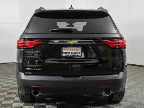 Used 2023 Chevrolet Traverse LT FWD image 16