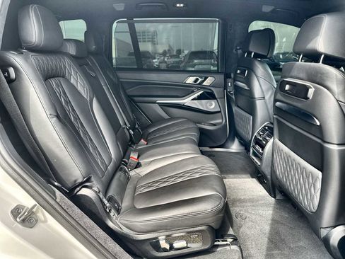 Used 2024 BMW ALPINA XB7 AWD/4WD image 19
