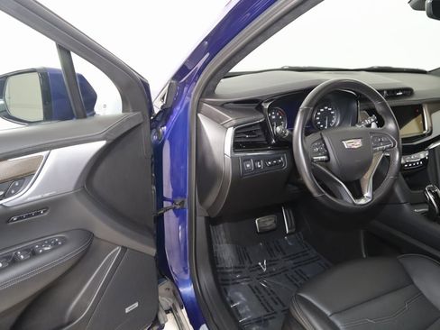 Used 2023 Cadillac XT6 Sport w/ Platinum Package image 50