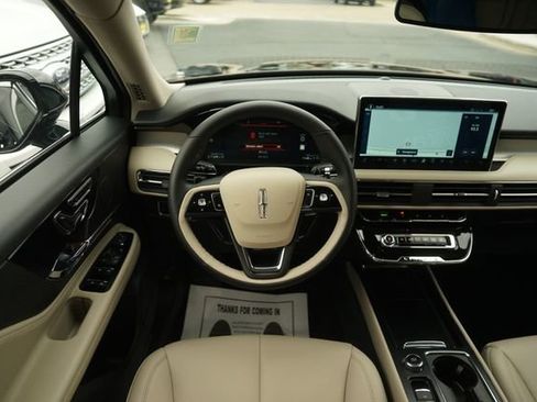 Used 2026 Lincoln Corsair Premiere AWD/4WD image 21