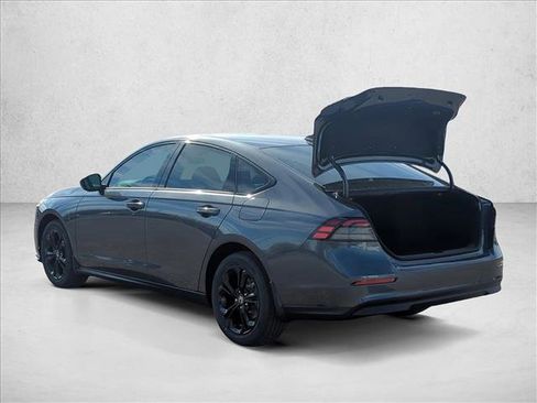 New 2025 Honda Accord SE image 9