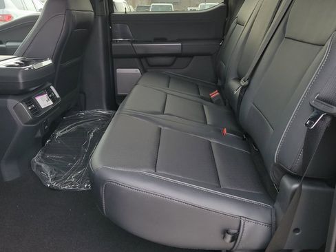 New 2025 Ford F150 Lariat w/ Equipment Group 501A Mid image 10