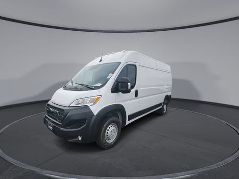 New 2026 RAM ProMaster 2500 w/ Convenience Group FWD image 4