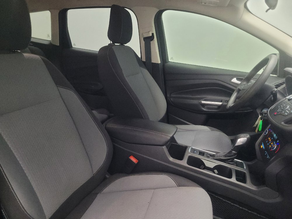 Used 2018 Ford Escape SE FWD image 21