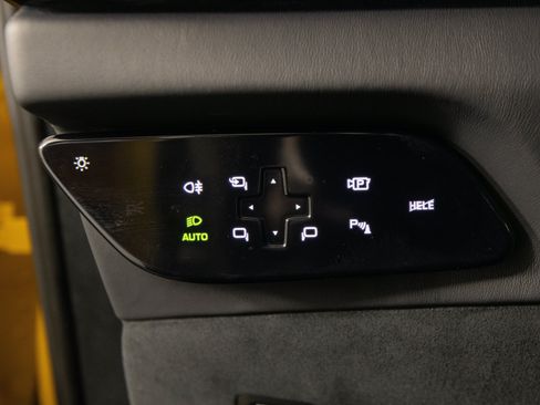Certified 2025 Ferrari Purosangue AWD/4WD image 24