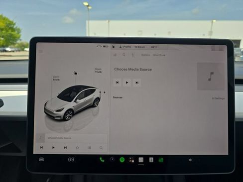 Used 2023 Tesla Model Y Long Range AWD/4WD image 8