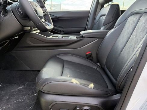 New 2026 Jeep Cherokee Overland image 19