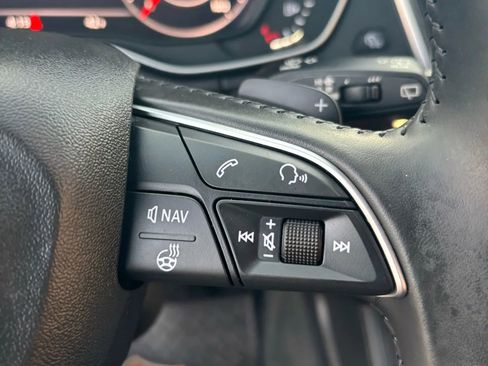 Used 2018 Audi Q5 2.0T Premium Plus w/ Premium Plus Package image 12