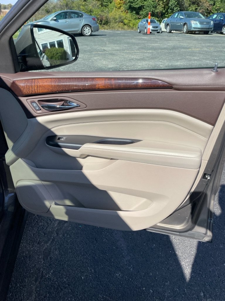 Used 2015 Cadillac SRX Luxury AWD/4WD image 23