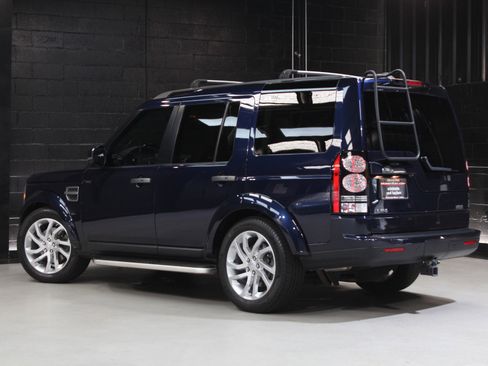 Used 2016 Land Rover LR4 HSE AWD/4WD image 12