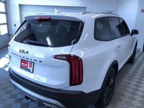 Used 2022 Kia Telluride SX w/ SX Prestige Package AWD/4WD image 35