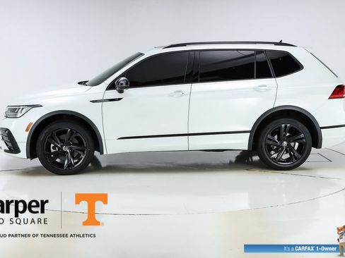 Used 2023 Volkswagen Tiguan SE R-Line FWD image 2