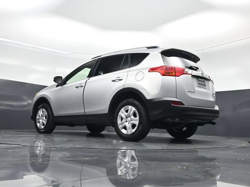 Used 2013 Toyota RAV4 LE FWD image 47
