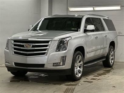 Used 2019 Cadillac Escalade ESV Luxury