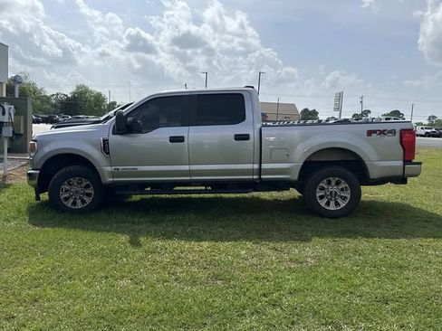 Used 2021 Ford F250 XL w/ STX Appearance Package AWD/4WD image 4