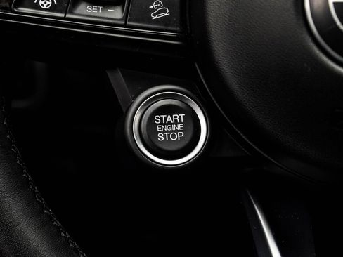Used 2023 Alfa Romeo Stelvio Veloce AWD/4WD image 30