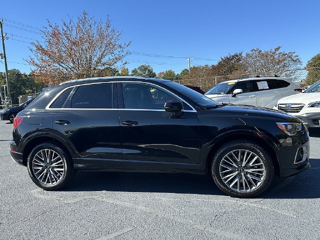Used 2022 Audi Q3 2.0T Premium AWD/4WD image 8