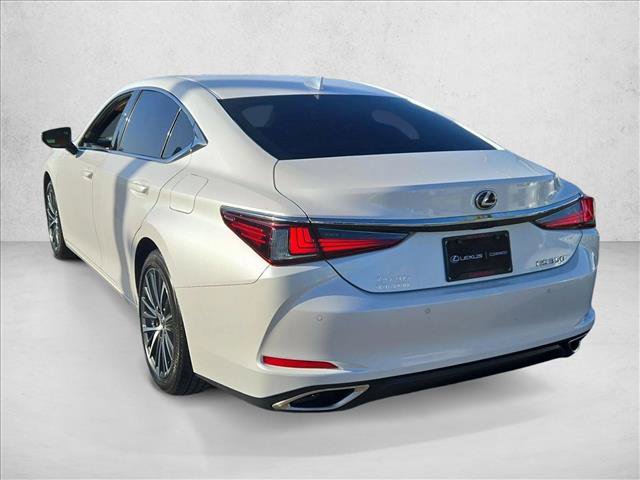 Used 2025 Lexus ES 350 w/ Premium Package FWD image 7