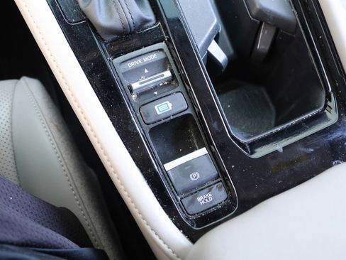 Used 2024 Honda Accord Touring image 29