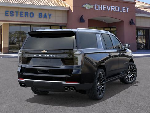 New 2026 Chevrolet Suburban High Country AWD/4WD image 4