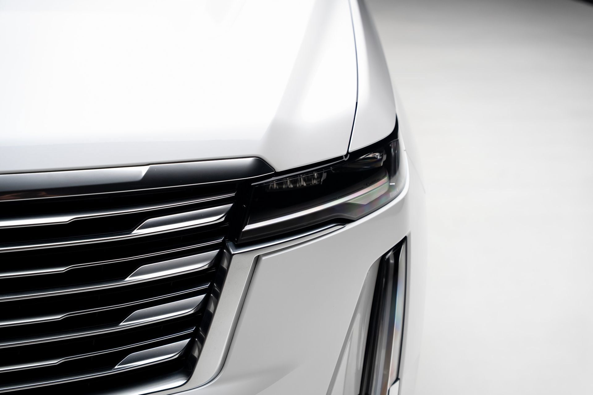 Used 2022 Cadillac Escalade ESV Premium Luxury Platinum w/ LPO, Floor Liner Package AWD/4WD image 11