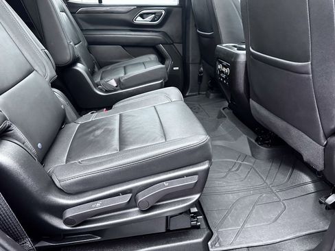 Used 2023 Chevrolet Tahoe Z71 w/ Off-Road Capability Package image 39