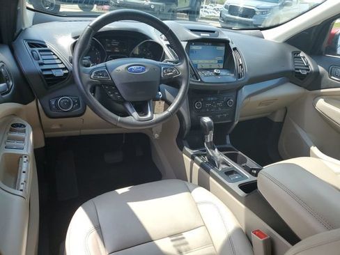 Used 2017 Ford Escape SE w/ SE Leather Comfort Package AWD/4WD image 10