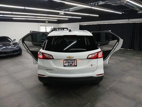 Used 2019 Chevrolet Equinox LS w/ LS Convenience Package FWD image 31