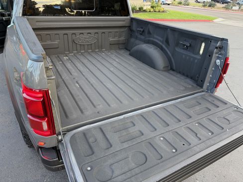 Used 2018 Ford F150 Raptor w/ Equipment Group 802A Luxury AWD/4WD image 23