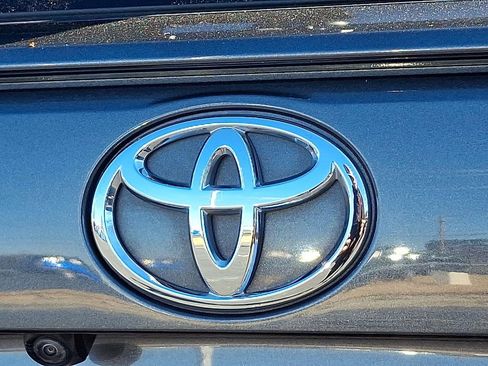 Used 2024 Toyota RAV4 XLE image 29