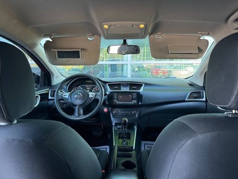 Used 2017 Nissan Sentra SV FWD image 9