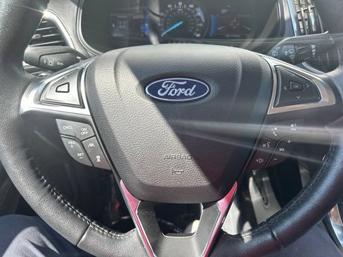 Certified 2022 Ford Edge Titanium w/ Equipment Group 301A AWD/4WD image 39