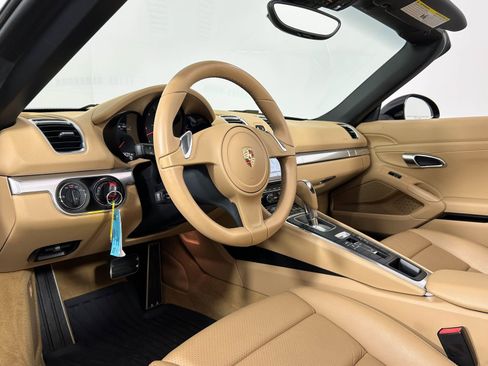 Used 2013 Porsche Boxster RWD image 4
