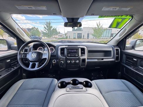 Used 2017 RAM 1500 Express w/ Express Value Package AWD/4WD image 13