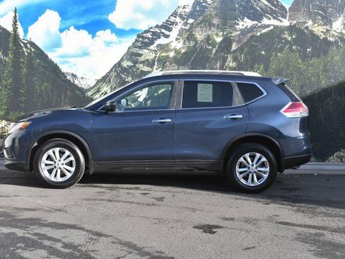 Used 2016 Nissan Rogue SV image 7